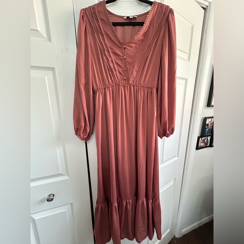 Brand: The Line of Style (M) dress